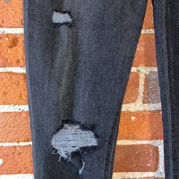 Joe’s Jeans Distressed Stretch Skinny Black, Size 29 - Picture 2 of 10
